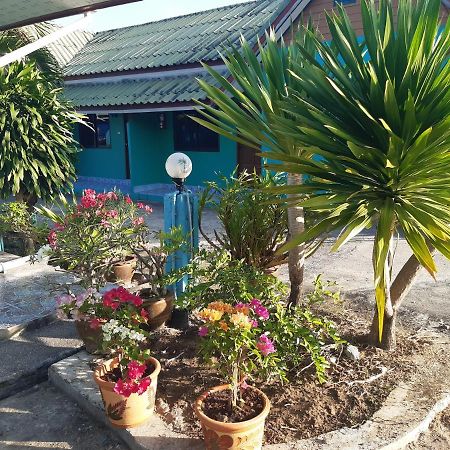 Wangwaree Resort Nai Yang Beach Buitenkant foto