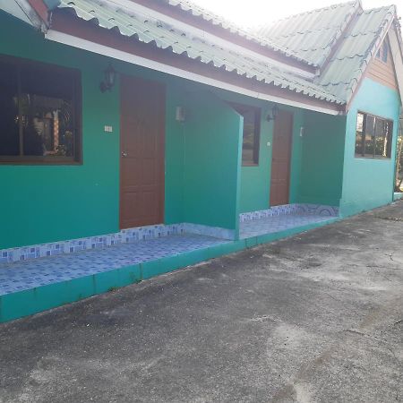 Wangwaree Resort Nai Yang Beach Buitenkant foto