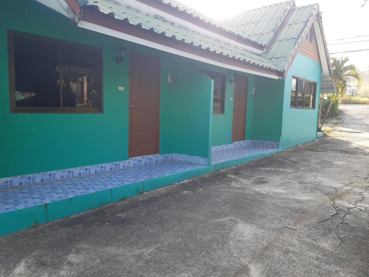 Wangwaree Resort Nai Yang Beach Buitenkant foto